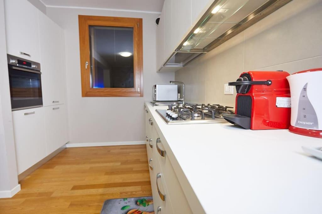 Center Aviano Comfort Suite Free Parking Wifi Exteriör bild